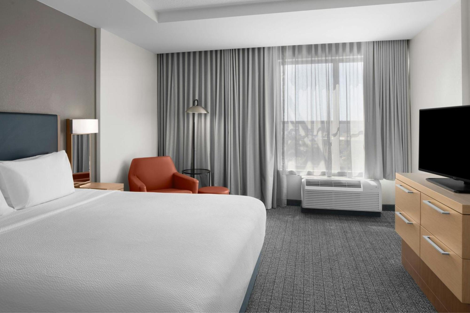 คอร์ตยาร์ด ชาร์ลสตัน ซัมเมอร์วิลล์ Hotel ภายนอก รูปภาพ